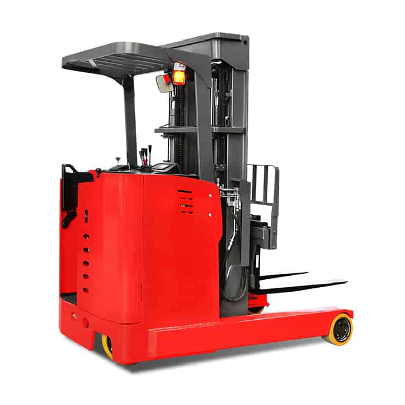 Station board type reach truck